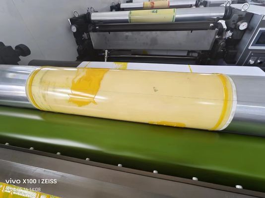 2-Color 4-Color 6-Color Roll Paper Flexo Printing Machine with 300-1200mm Repeat Length
